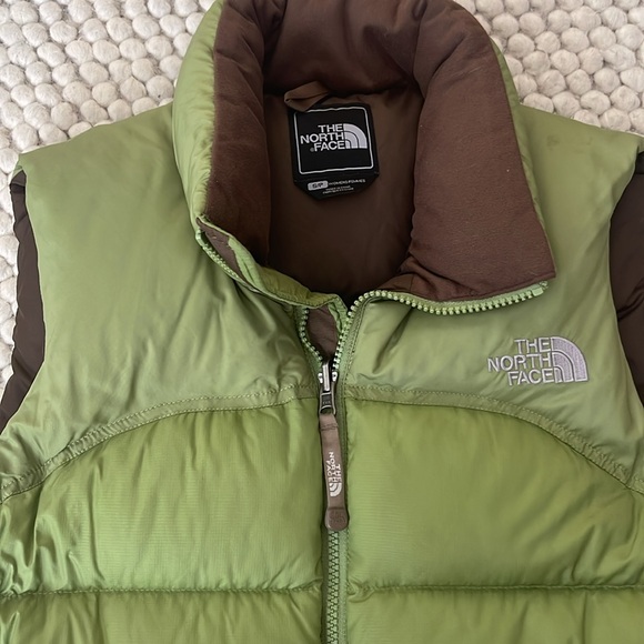 The North Face 700 Fill Down Vest - Picture 2 of 5